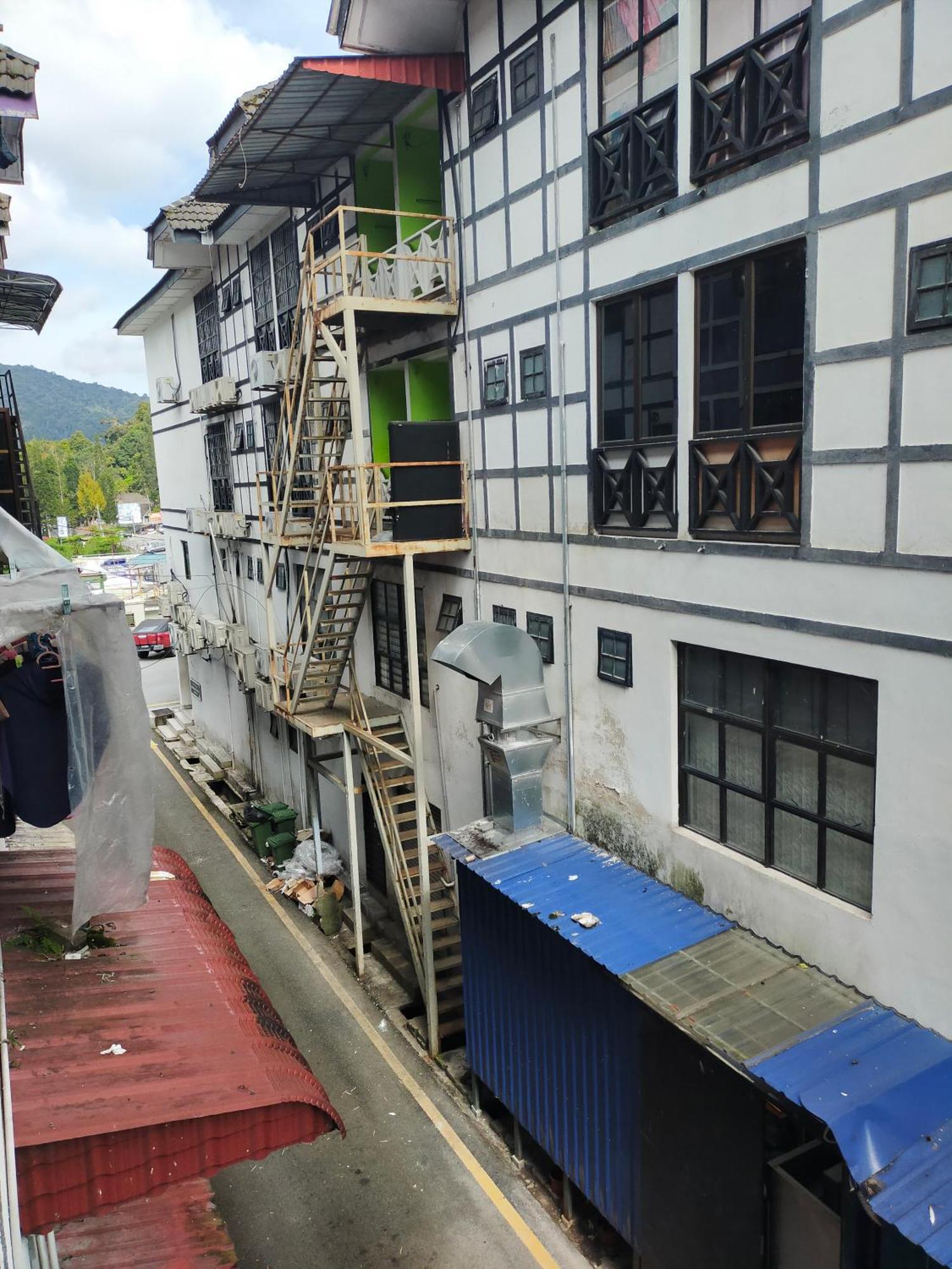 Netasha Holiday Inn Tanah Rata Eksteriør bilde